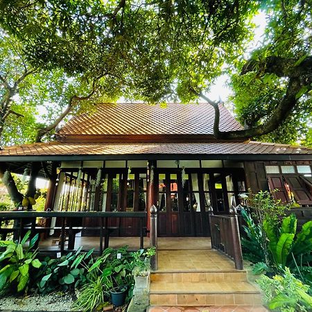 Baan Lhang Wangh บ้านหลังวัง 彭世洛 外观 照片