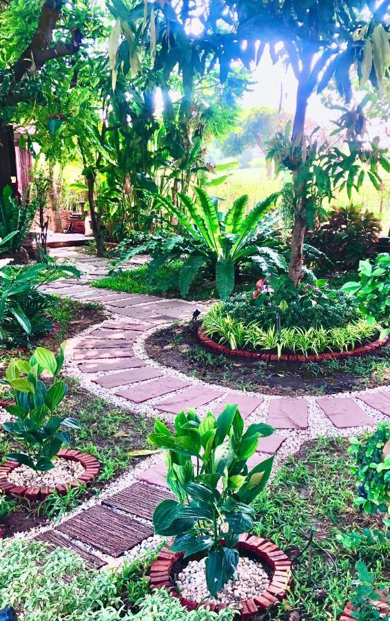 Baan Lhang Wangh บ้านหลังวัง 彭世洛 外观 照片
